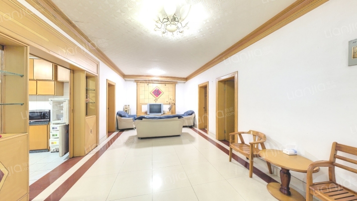 宝塔路196号院二手房实景图