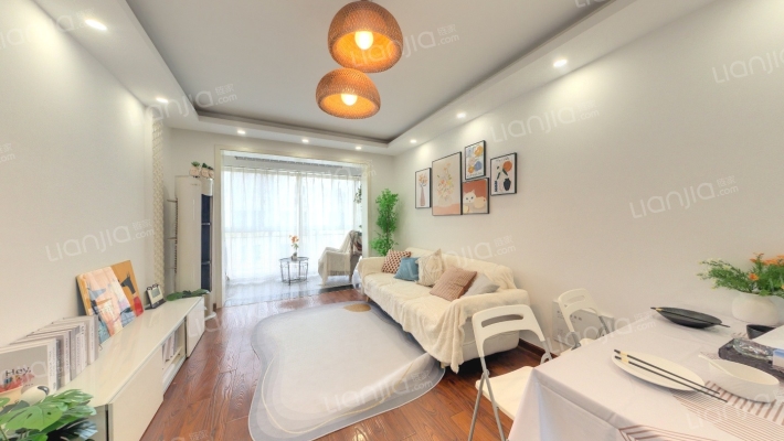 桃园新城中城苑二手房实景图