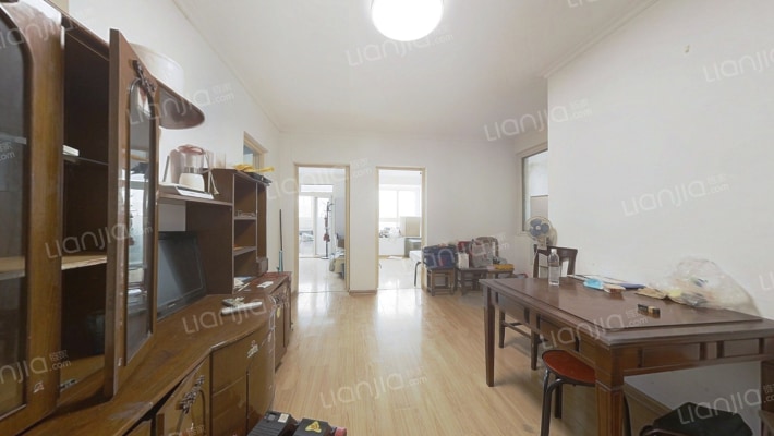 兴贤佳园修贤苑二手房实景图