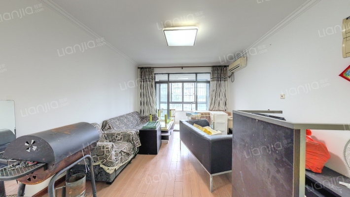 龙馨公寓二手房实景图