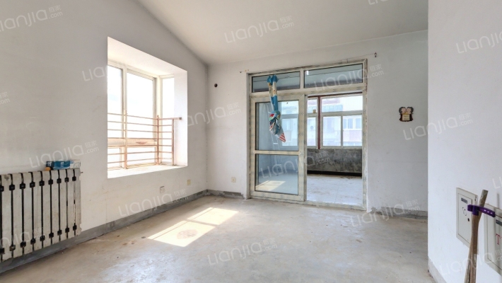 黑山东街二手房实景图