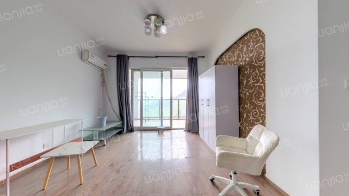 首创鸿恩国际生活区二手房实景图