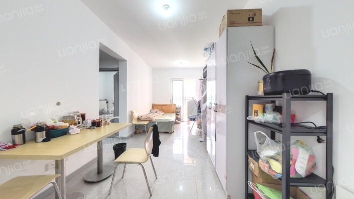 长江青年城B区二手房实景图