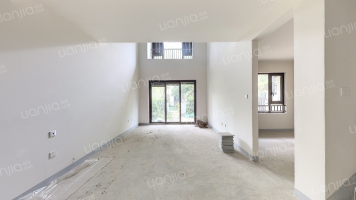 建发玖里湾1期3期二手房实景图
