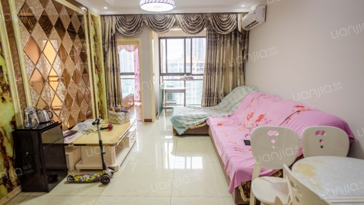 晶山新城际二手房实景图