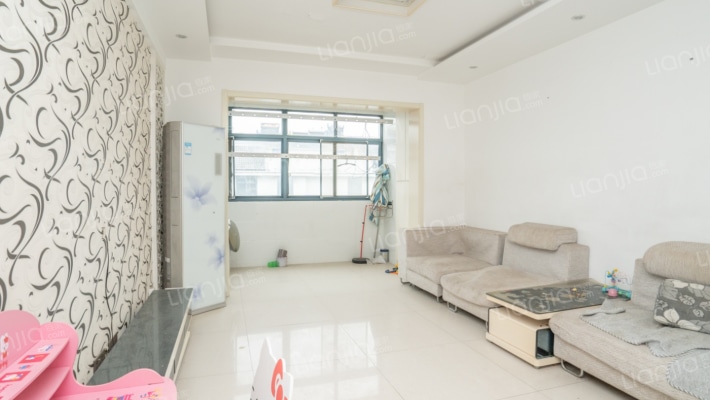 幸福花园二手房实景图