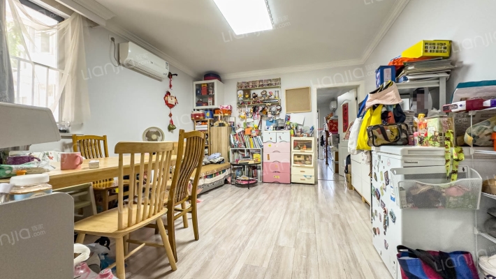 南丹公寓二手房实景图