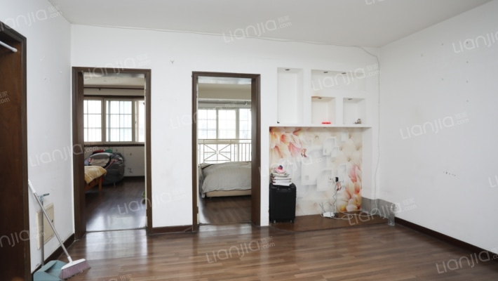 京都华庭公寓二手房实景图