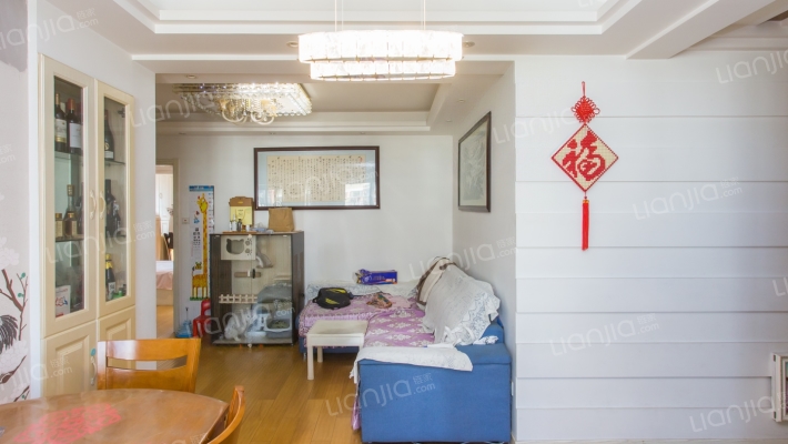 南翔秀城海谊苑二手房实景图