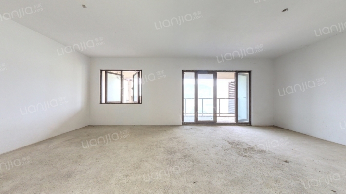 恒森亲水台二手房实景图