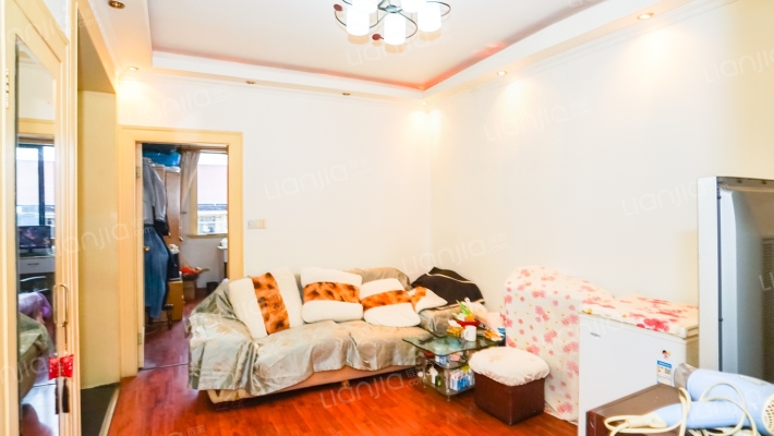 甘泉三村二手房实景图