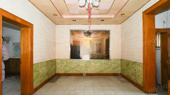 国本路二手房实景图