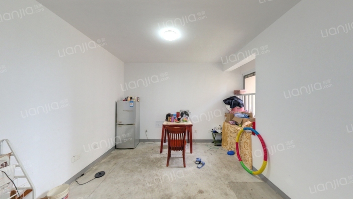 明秀听江苑二手房实景图