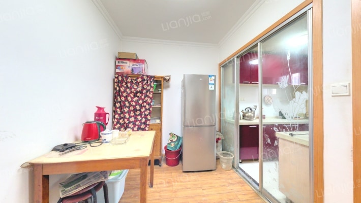 沿河四村二手房实景图