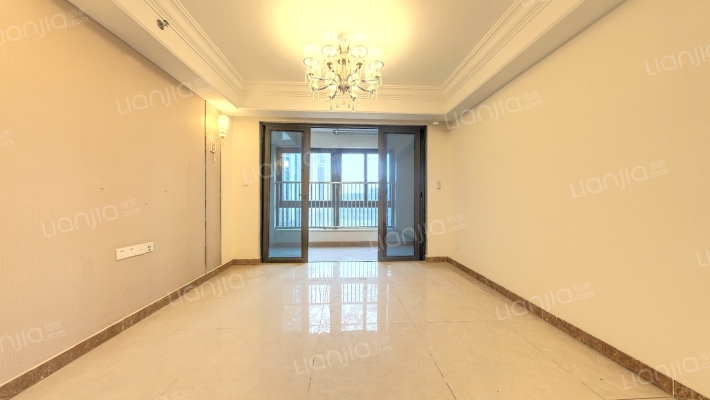 恒大江沁苑二手房实景图