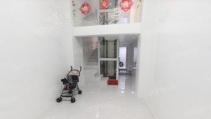 镇邦路二手房实景图