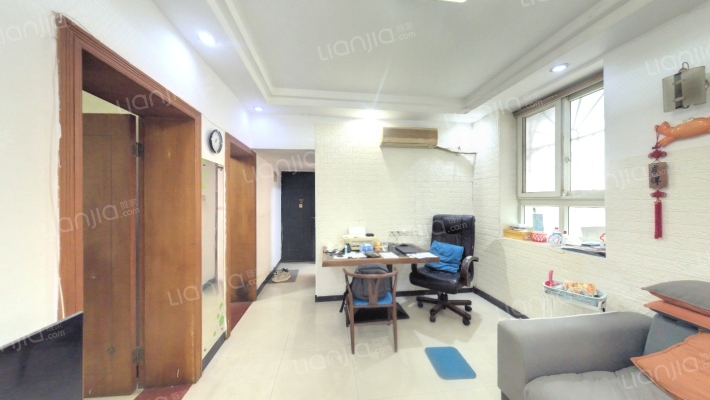 民航小区向云新街二手房实景图