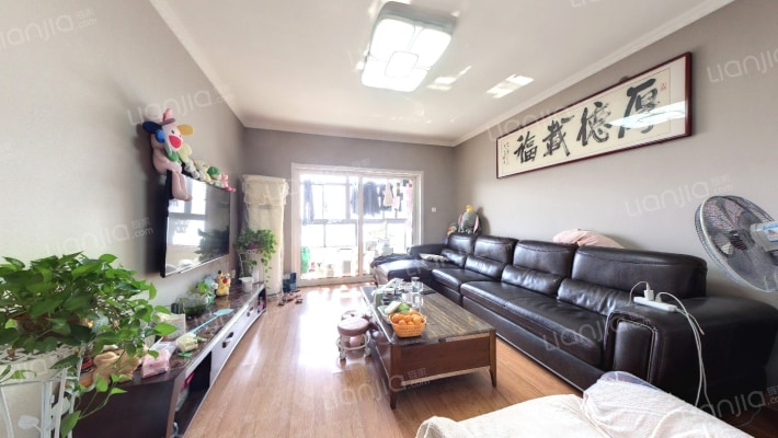 亚泰山语湖二手房实景图