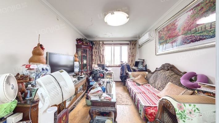 海潮公寓二手房实景图