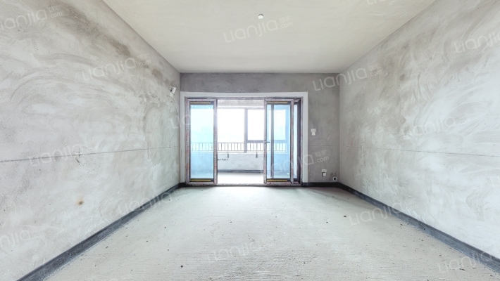 博翠江岸二手房实景图