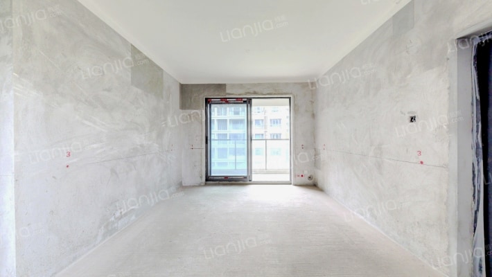 芸峰时代峰汇二手房实景图