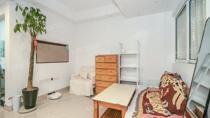 罗山六村二手房实景图