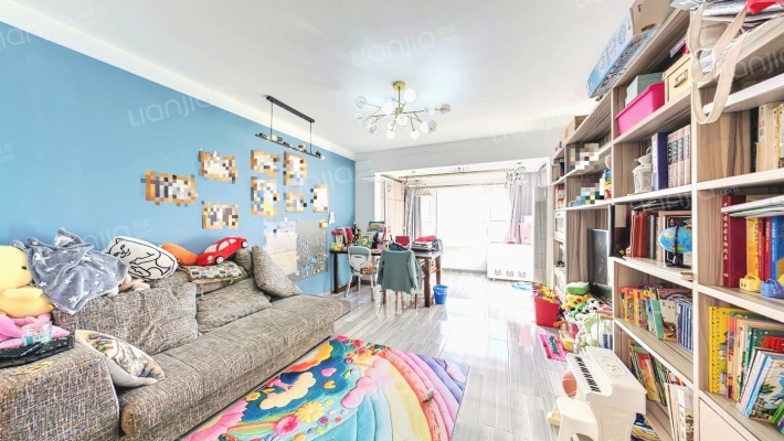 保利溪湖林语五期二手房实景图