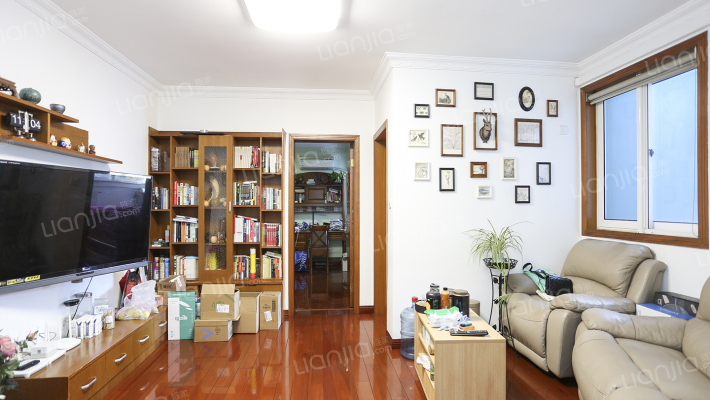 兰港大楼二手房实景图