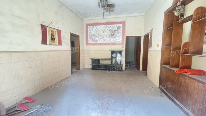 榄边村二手房实景图