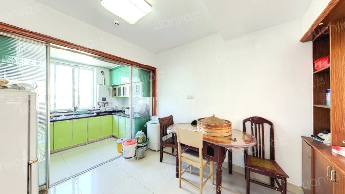 龙景花苑四区二手房实景图