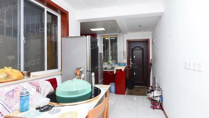 淞滨支路120弄二手房实景图