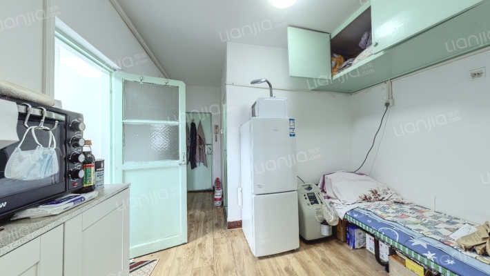 柳芳南里二手房实景图