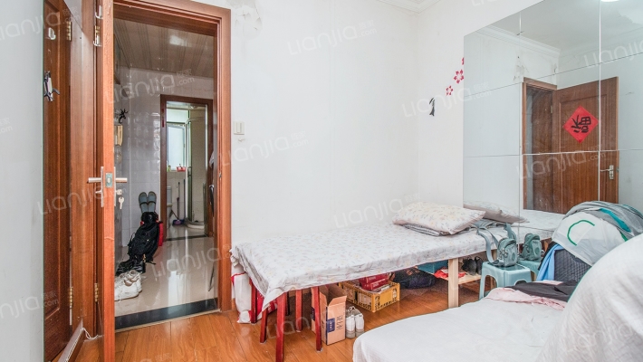 蓝城小区二手房实景图