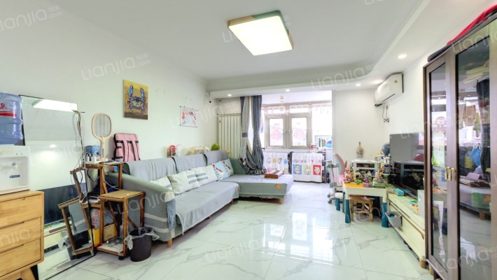 滨河东里南区二手房实景图