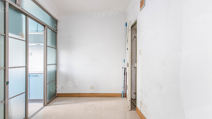 真北新村三街坊二手房实景图