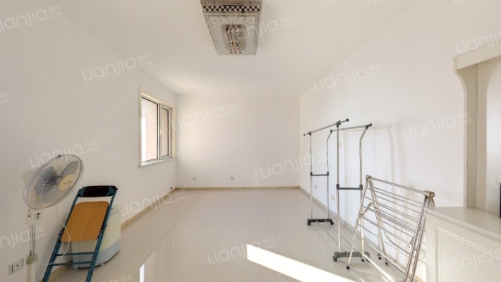 海川园二手房实景图