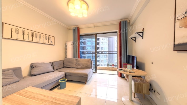 西锦国际三期二手房实景图