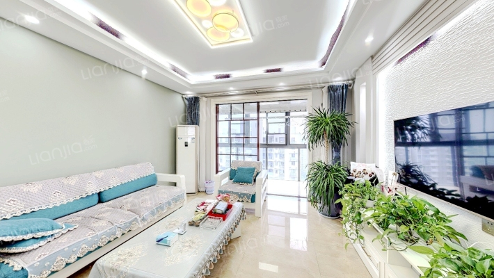 龙惠花苑二手房实景图
