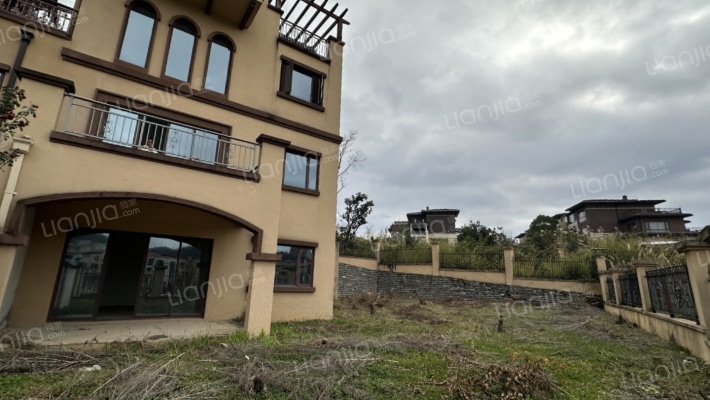 保利公园2010翡丽云邸云玺二手房实景图