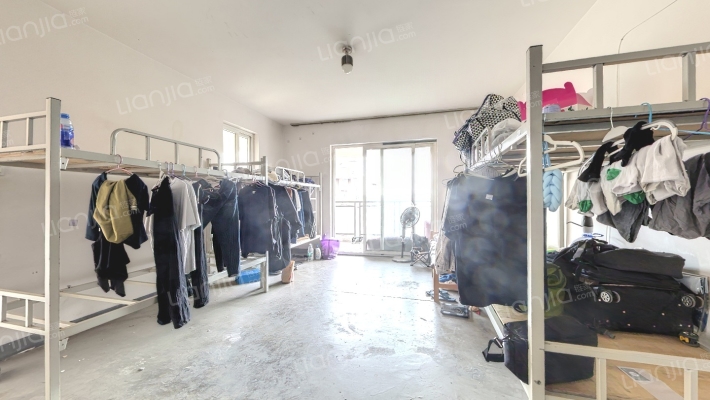 凤翔华庭二手房实景图