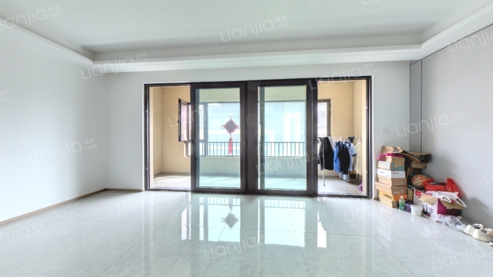 星皓锦樾二手房实景图