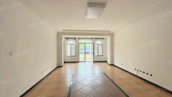 碧岭园二手房实景图