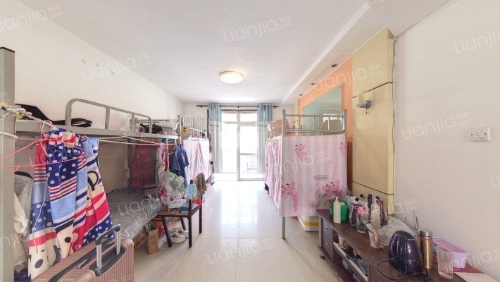 蓝天花园二手房实景图