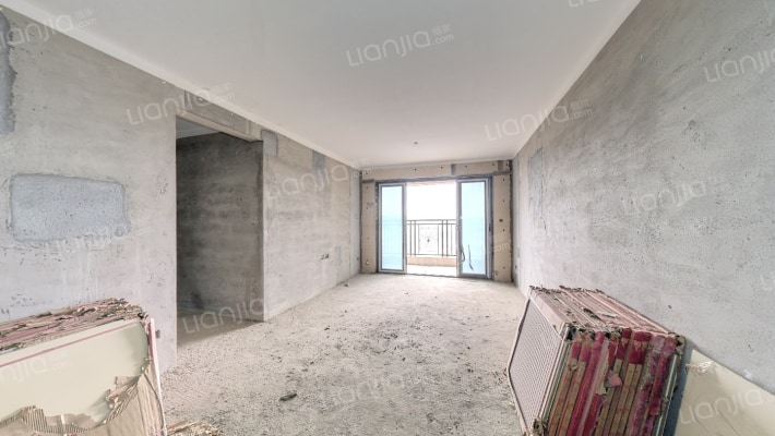 恒大滨江左岸二手房实景图