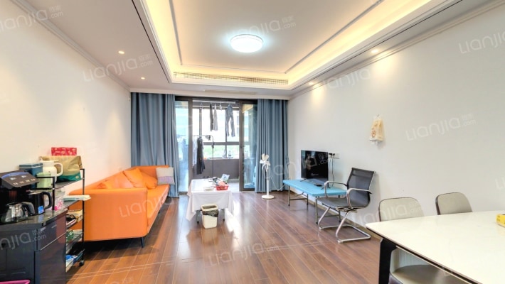 和峰南岸二手房实景图