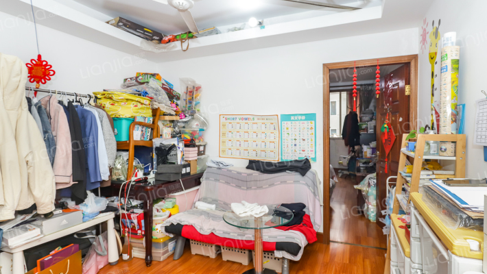 新汾小区二手房实景图