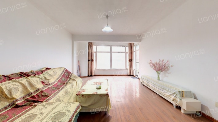 绿茵豪庭B区二手房实景图