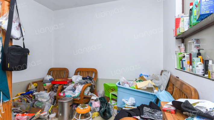 菊泉新村二手房实景图