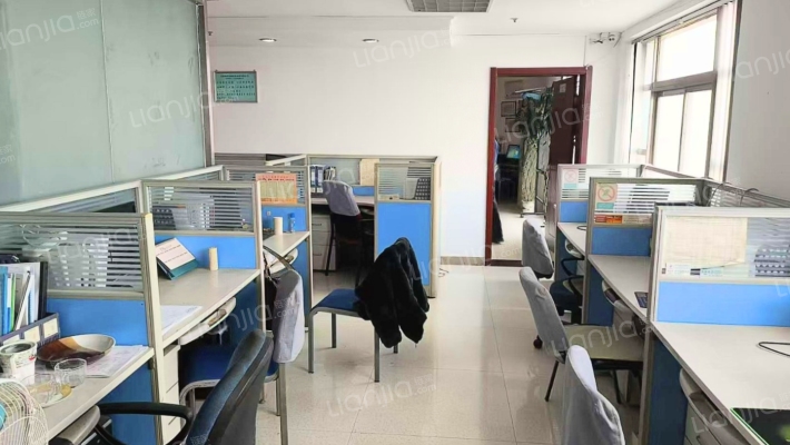 华融国际二手房实景图