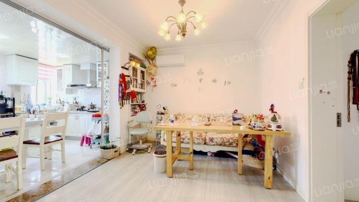 政立小区二手房实景图